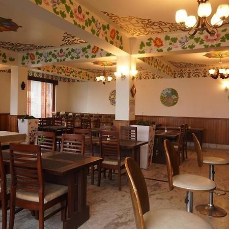 Dwang Rumtek Resort Tadong Экстерьер фото